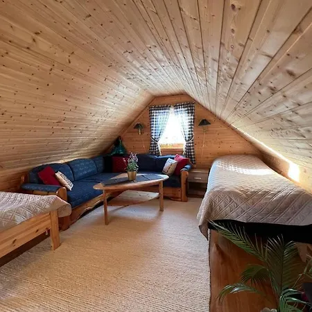 Cozy Cabin In Senja, Quite Modern, Built In 2017 Vakantiehuis *
